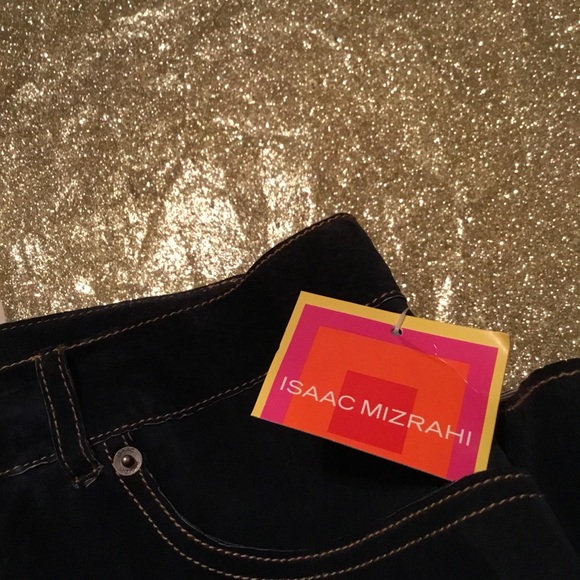 ⚫️🔵 LADIES ISAAC MIZRAHI GENUINE SUEDE SKIRT 🔵⚫️ - Picture 8 of 9